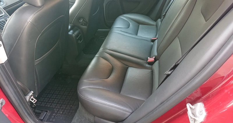 Volvo V60 cena 47000 przebieg: 144000, rok produkcji 2014 z Skawina małe 596